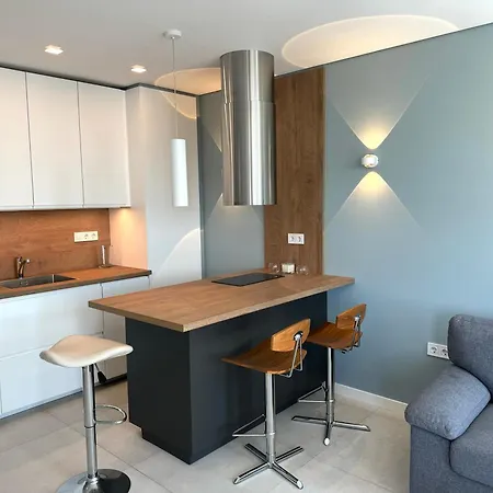 в 48 в сграда мона Apartament